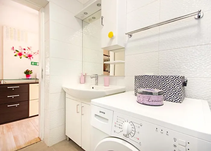 Danica Daire Makarska